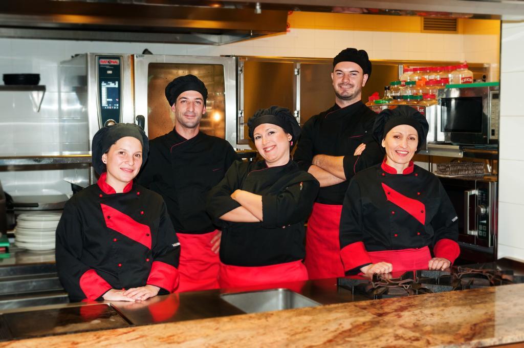 Ibis Lleida Otel Dış mekan fotoğraf