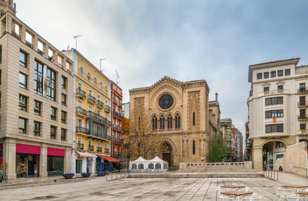 Ibis Lleida Otel Dış mekan fotoğraf